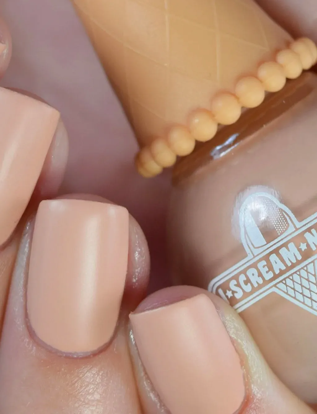 FROSTBITTEN NAIL POLISH MATTE TOP COAT