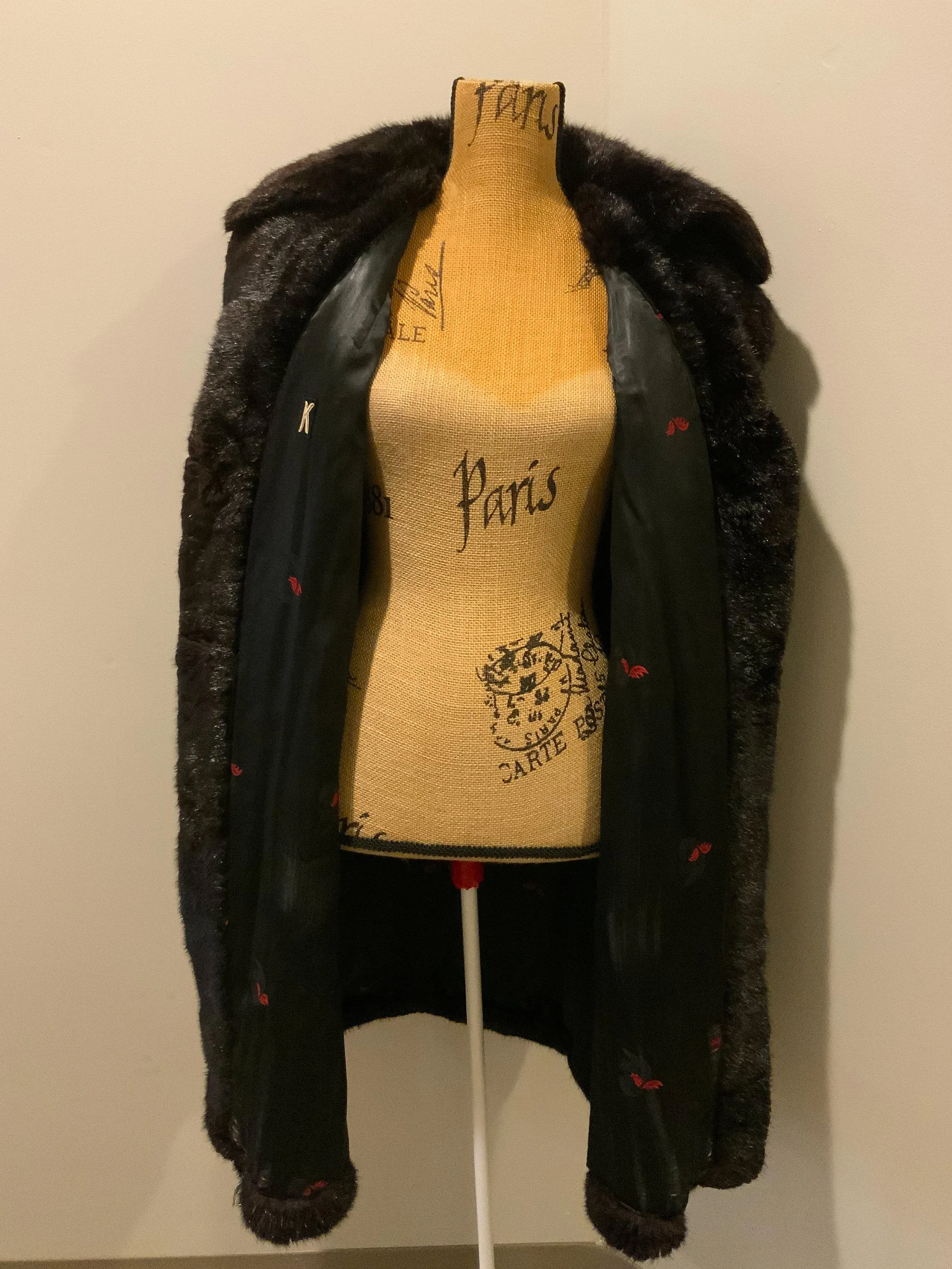 Long Shorn Beaver Fur Coat. Vintage. Made in Canada