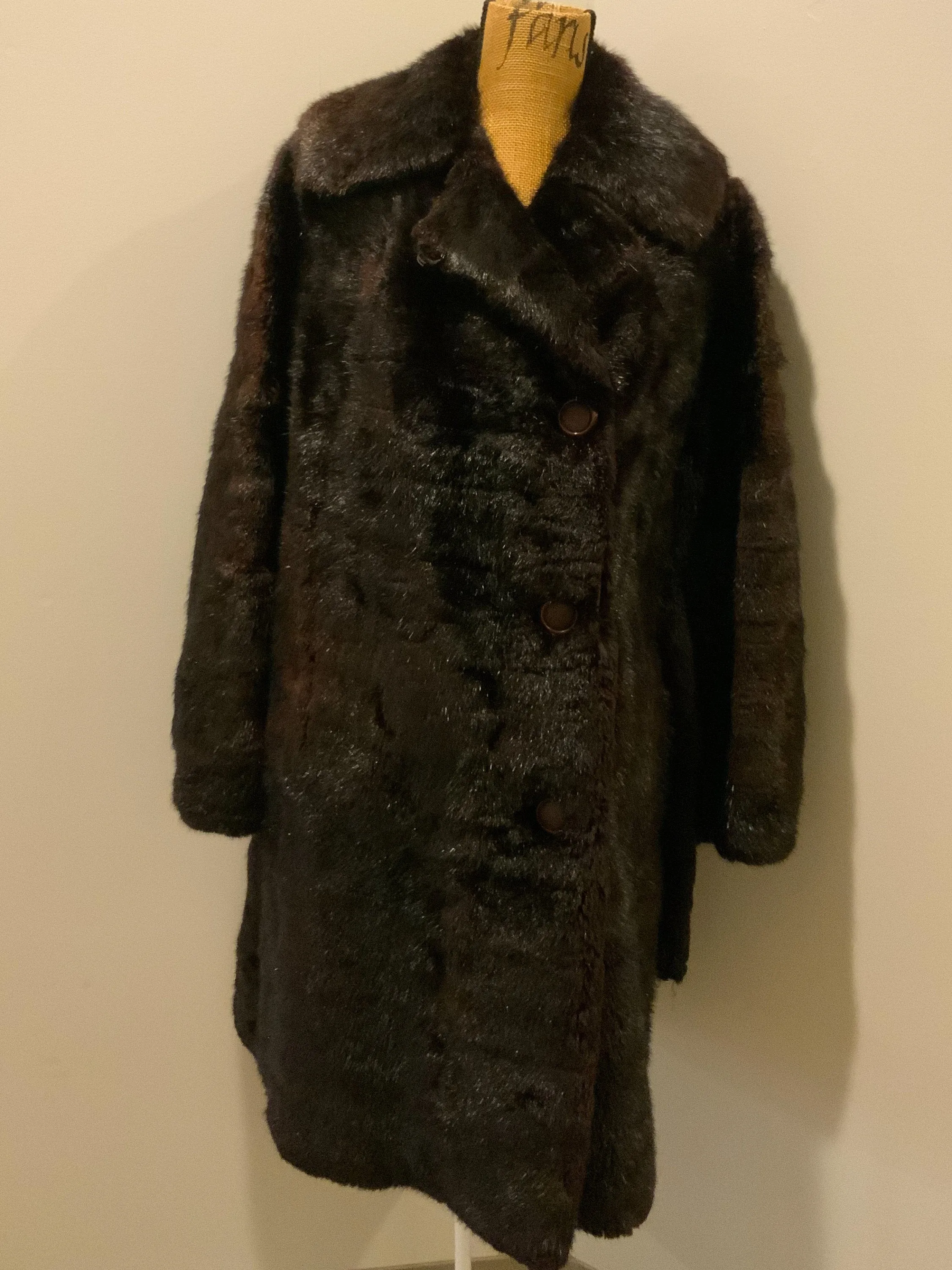 Long Shorn Beaver Fur Coat. Vintage. Made in Canada