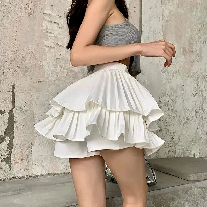 White / Black Layered Skirt with Zipper Closure